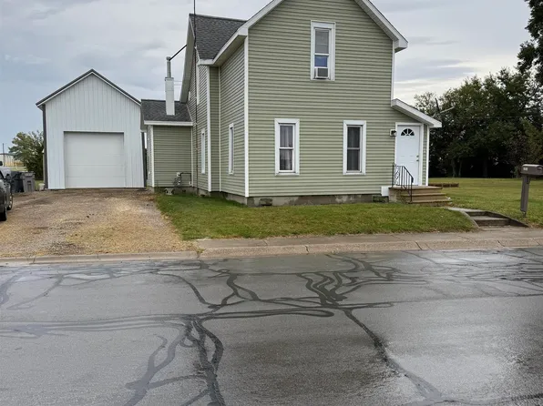 609 Welty St, Berne, IN 46711