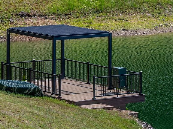 3rd image of 2728 Flucom Rd