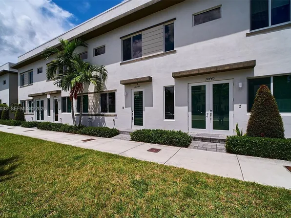 10447 NW 66th St, Miami, FL