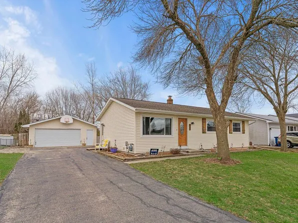 640 McKinley AVENUE, Omro, WI 54963