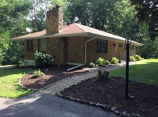 4380 Victoria St N, Shoreview, MN 55126