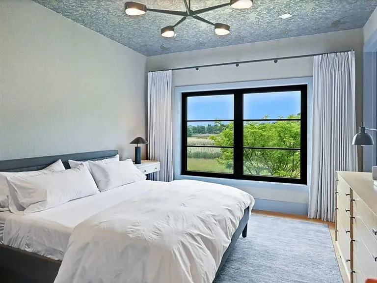 471 Sagaponack Rd — Photo 16