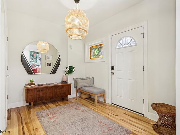 2nd image of 6814 W Clinton Ave