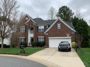 10404 Kilchurn Ct, Charlotte, NC 28277