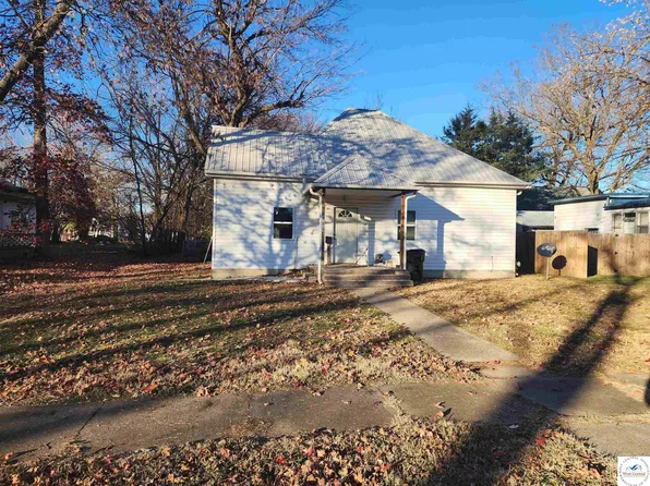 416 W Arch, Nevada, MO 64772