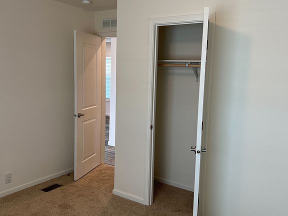 4th image of 456 Cherry Way