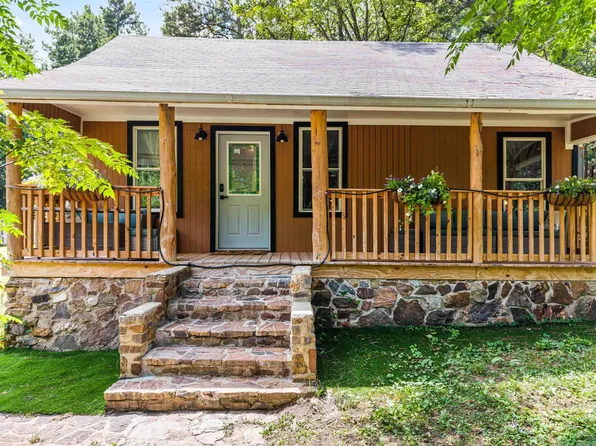 1057 Hamilton Dairy Rd, Hot Springs, AR 71909