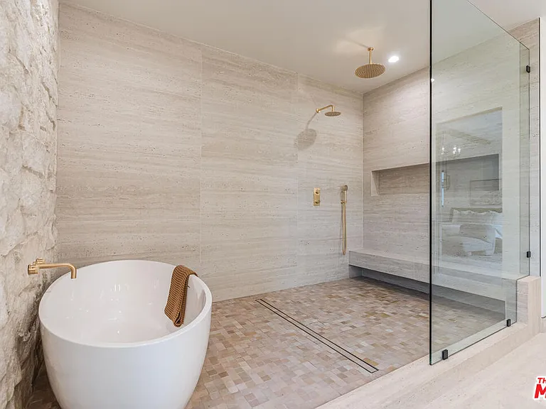 5064 Encino Ave — Photo 35