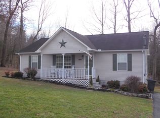 209 Kay Springs Cir, Jacksboro, TN 37757