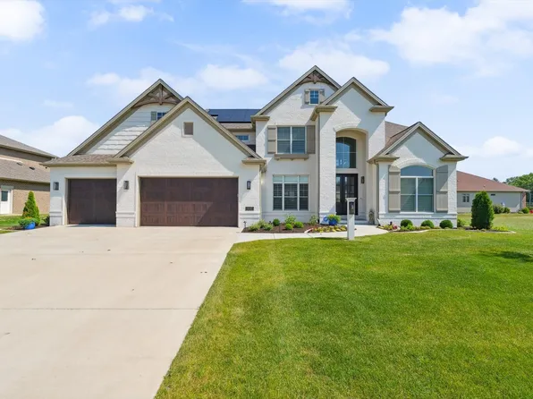 604 Cayman Way, Savoy, IL 61874