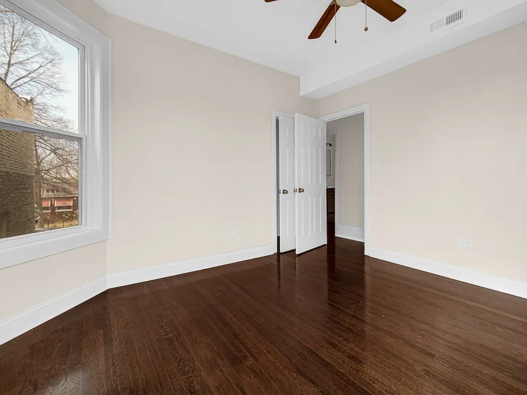 7011 S Prairie Ave #2 — Photo 9
