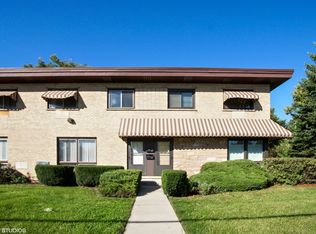 900 N Wheeling Rd, Mount Prospect, IL 60056