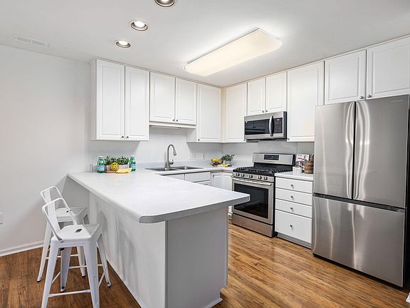 5th image of 106 Fairgrove Way