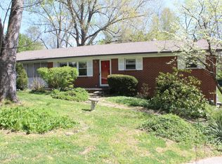2704 Roland Ln, Knoxville, TN 37931