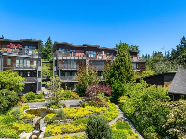 620 NE Vineyard Ln Unit B203, Bainbridge Island, WA 98110