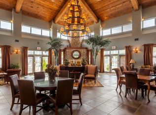 166 Chestnut Farm Way #166, Raynham, MA 02767