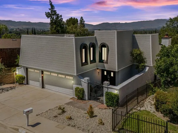 22769 Macfarlane Drive, Woodland Hills, CA 91364