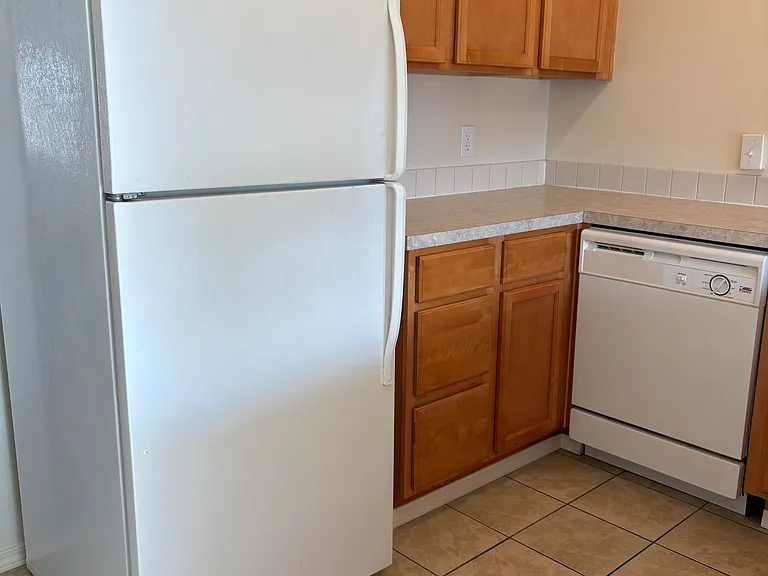 6866 NE Multnomah St #6866 — Photo 6