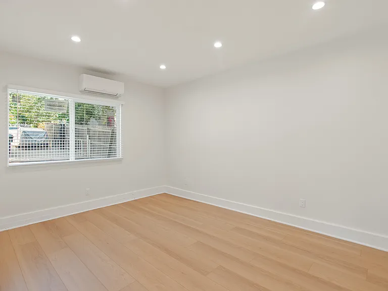 3122 Altura Ave — Photo 4