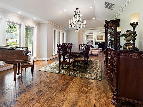 5th image of 11162 Russwood Cir