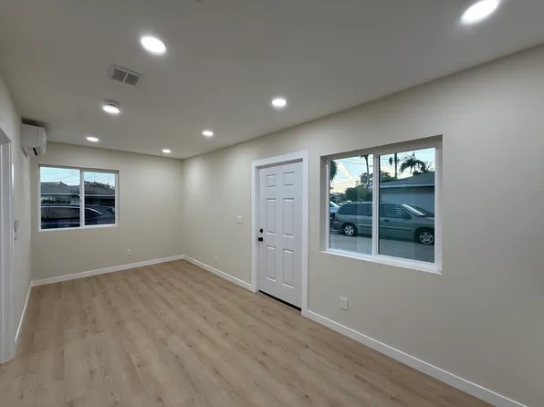 1007 W 225th St #B, Torrance, CA 90502