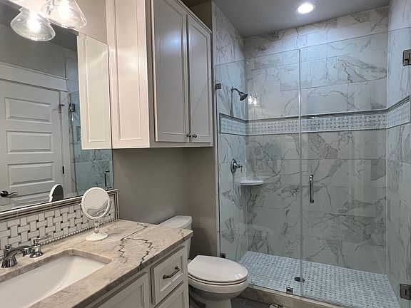 5th image of 143 Reserve Ln