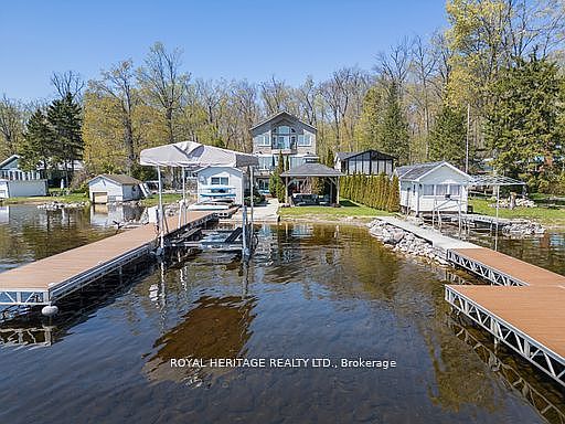 3rd image of 34 Hills Rd