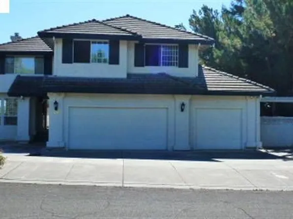 1760 Gillespie Dr, Fairfield, CA 94534