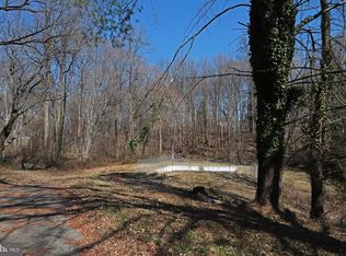 771 Robinhood Rd, Bryn Mawr, PA 19010