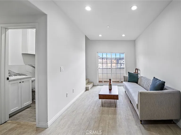 1101 N Maclay Ave #2 — Photo 7