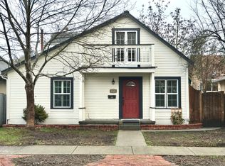 406 NW C St, Grants Pass, OR