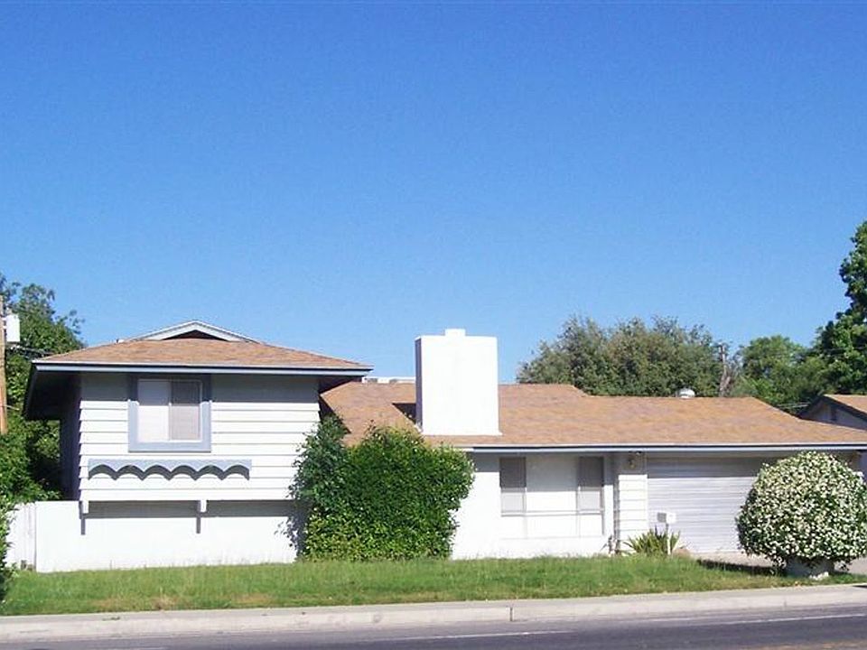 2nd image of 109 Rio Bravo Dr
