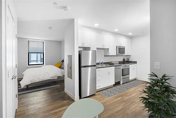 Studio, 430 sqft, $1,204 — Photo 4