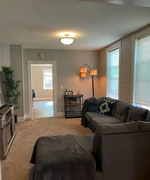 1606 Monroe St NE #1 — Photo 1