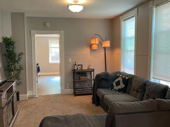 1606 Monroe St NE APT 1