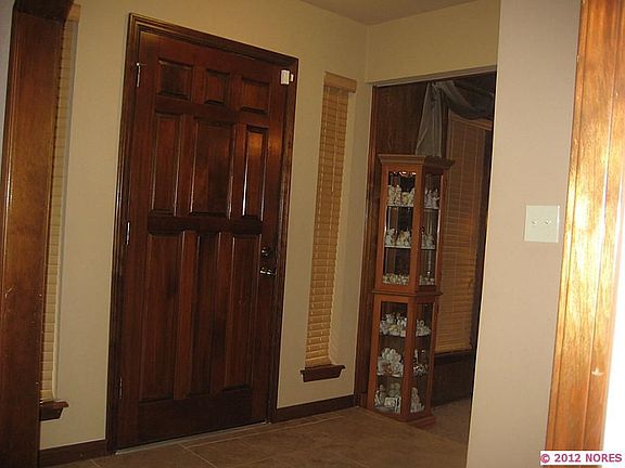 Tiled Entry with Closet