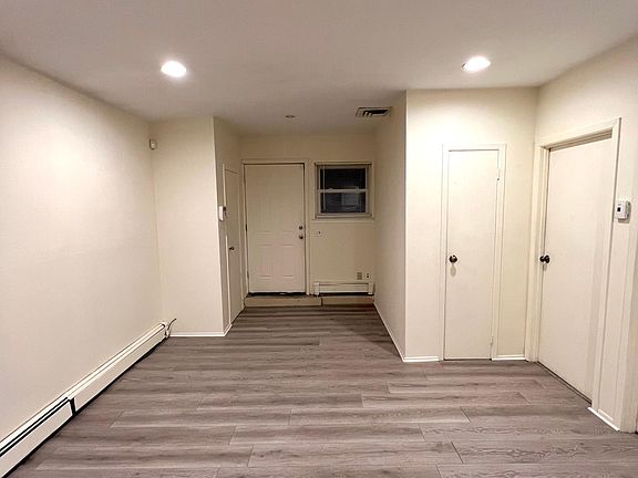 4th image of 5 Henearly Dr #2