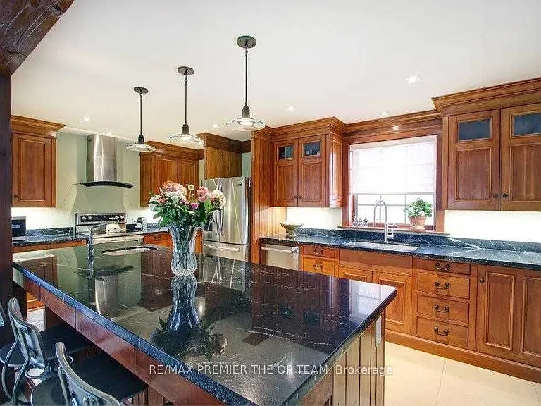 12355 Mill Rd — Photo 14