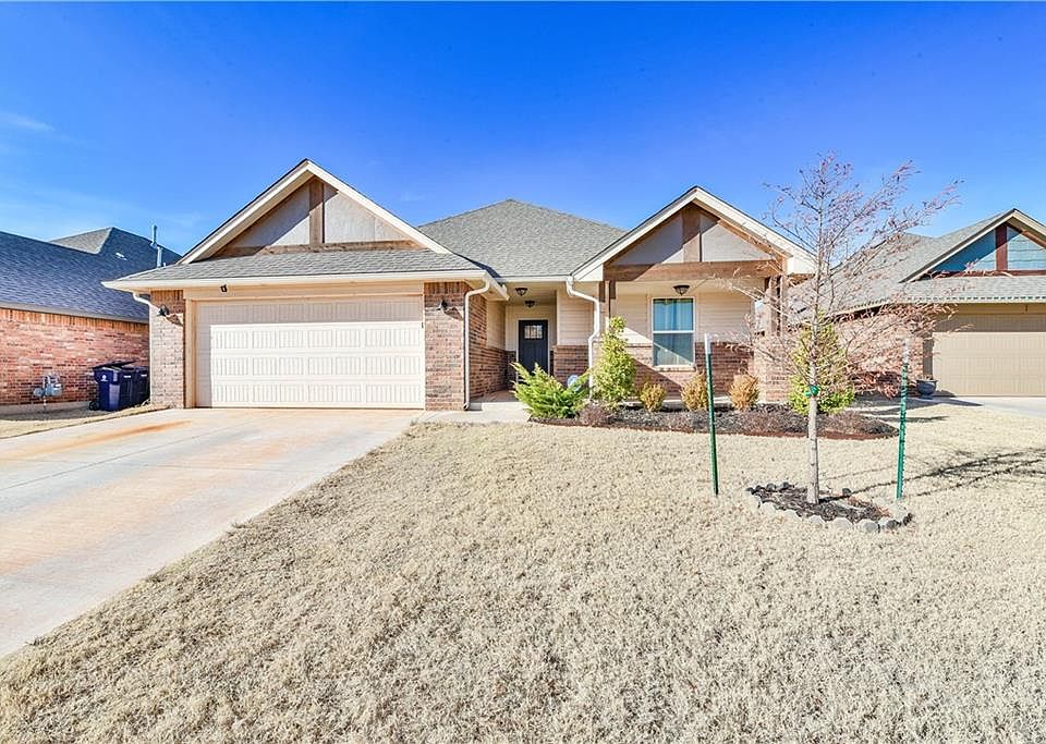 1st image of 4005 Windhaven Dr