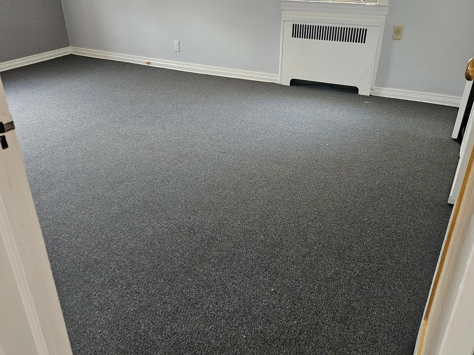 3 bed, 1000 sqft, $2,900 — Photo 4