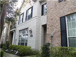 1044 Memorial Village Dr Photo 1