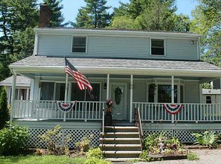 188 Lake Dr, Glocester, RI 02814