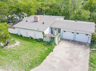 1005 Spanish Trail Dr, Granbury, TX 76048