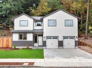 19038 SE Clinton St, Gresham, OR 97030