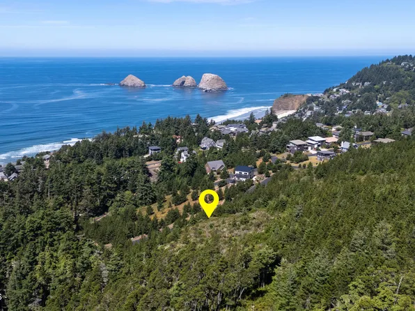234 Manzanita Dr, Tillamook, OR 97141