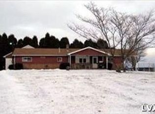 49 Fredericksville Rd, Mertztown, PA 19539