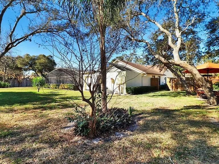 4318 Woodtree Ln — Photo 44