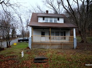 39 Locust St, Rouseville, PA 16344