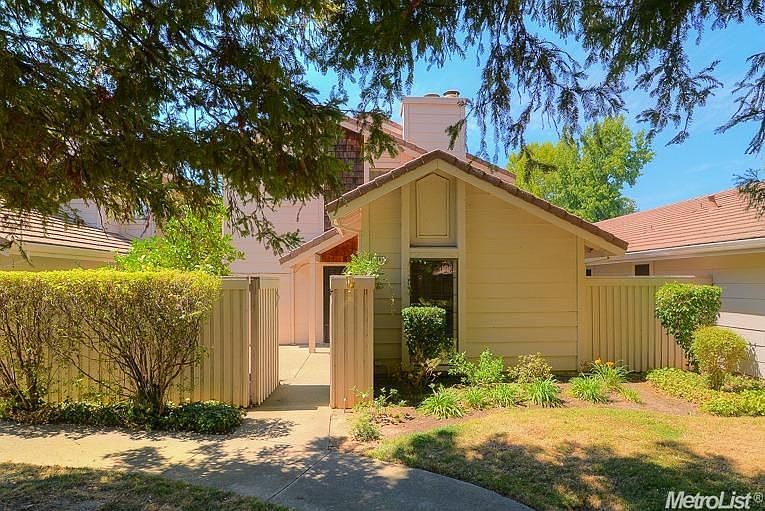 1st image of 8161 Rose Vine Ln