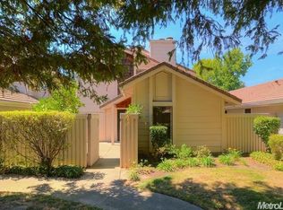 8161 Rose Vine Ln, Fair Oaks, CA